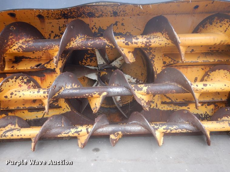 image for item FU9569 2002 Wausau MP3D snow blower