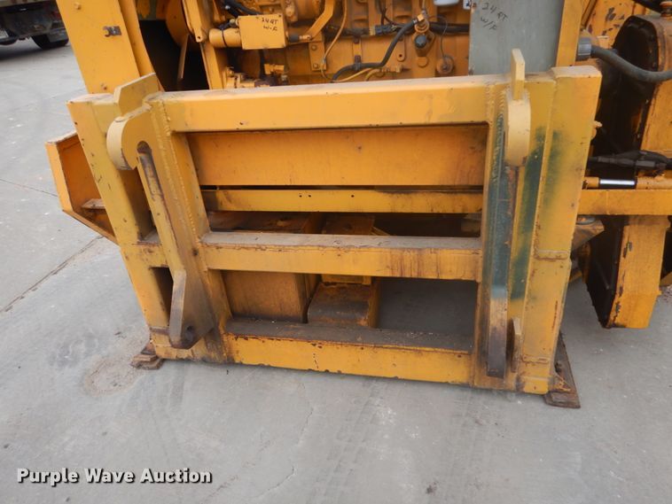 image for item FU9569 2002 Wausau MP3D snow blower