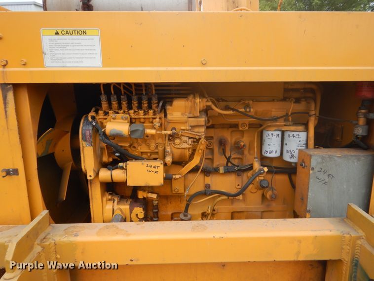 image for item FU9569 2002 Wausau MP3D snow blower