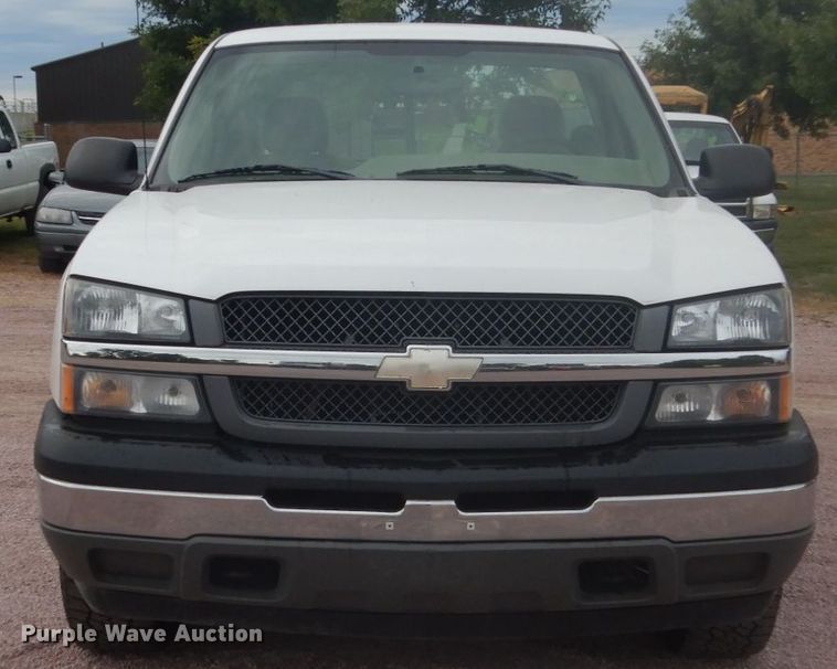 image for item FU9570 2005 Chevrolet Silverado 1500 pickup truck