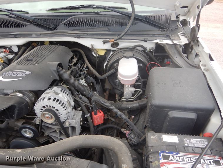 image for item FU9570 2005 Chevrolet Silverado 1500 pickup truck