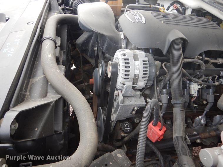 image for item FU9570 2005 Chevrolet Silverado 1500 pickup truck