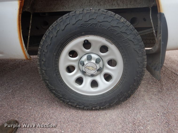 image for item FU9570 2005 Chevrolet Silverado 1500 pickup truck