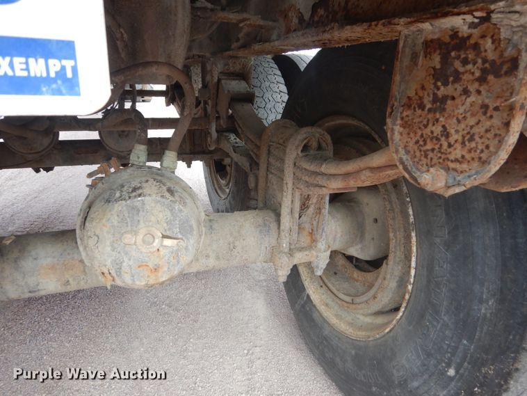 image for item FU9575 2005 Manac TSV48 live bottom trailer