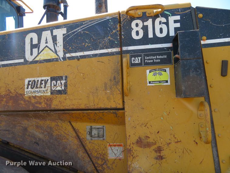 image for item FV9015 2002 Caterpillar 816F landfill compactor