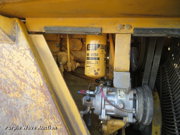 image for item FV9015 2002 Caterpillar 816F landfill compactor