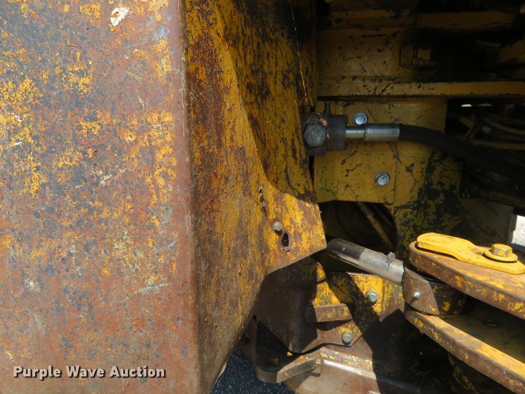 image for item FV9015 2002 Caterpillar 816F landfill compactor