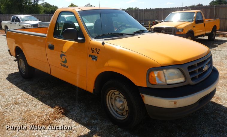 image for item FY9644 2000 Ford F150 pickup truck