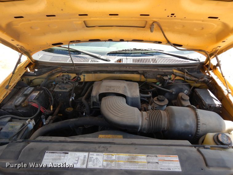 image for item FY9644 2000 Ford F150 pickup truck