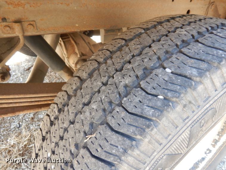 image for item FY9644 2000 Ford F150 pickup truck