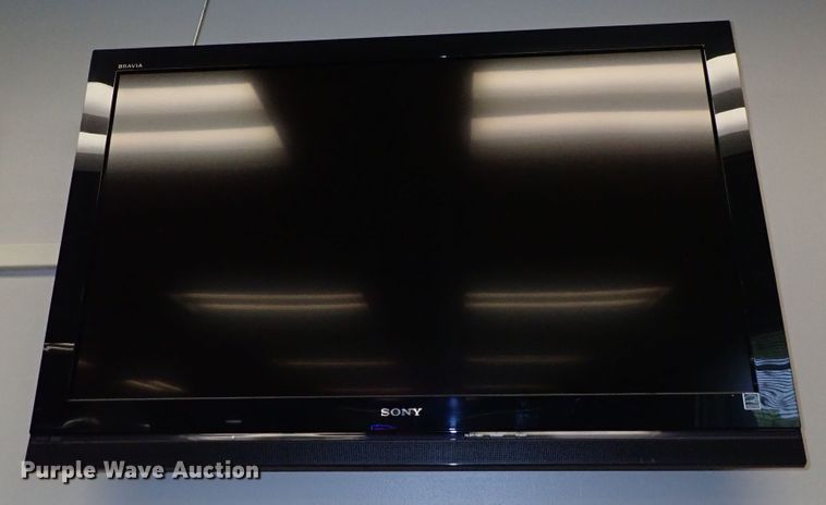 image for item GB9288 (2) televisions