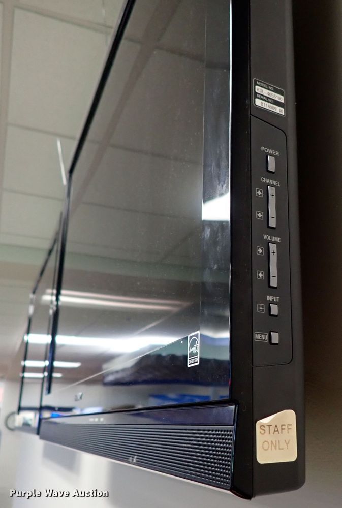 image for item GB9288 (2) televisions