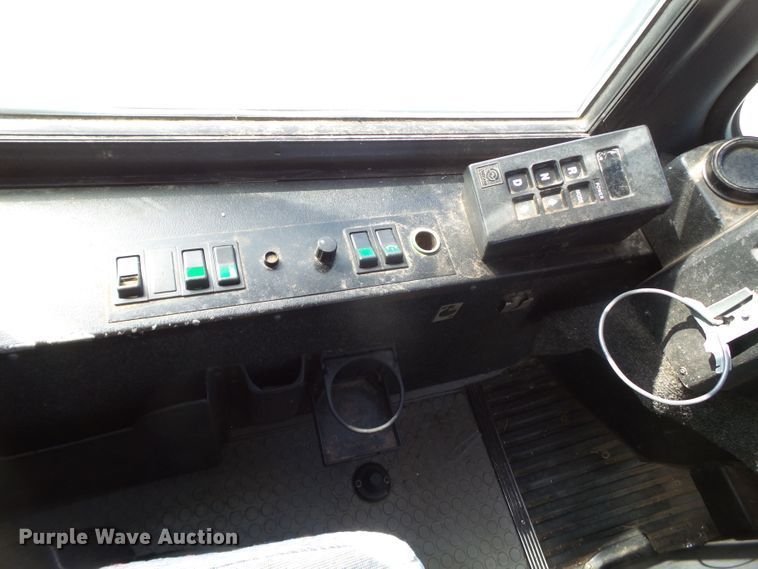 image for item GC9039 1997 Van Hool coach bus