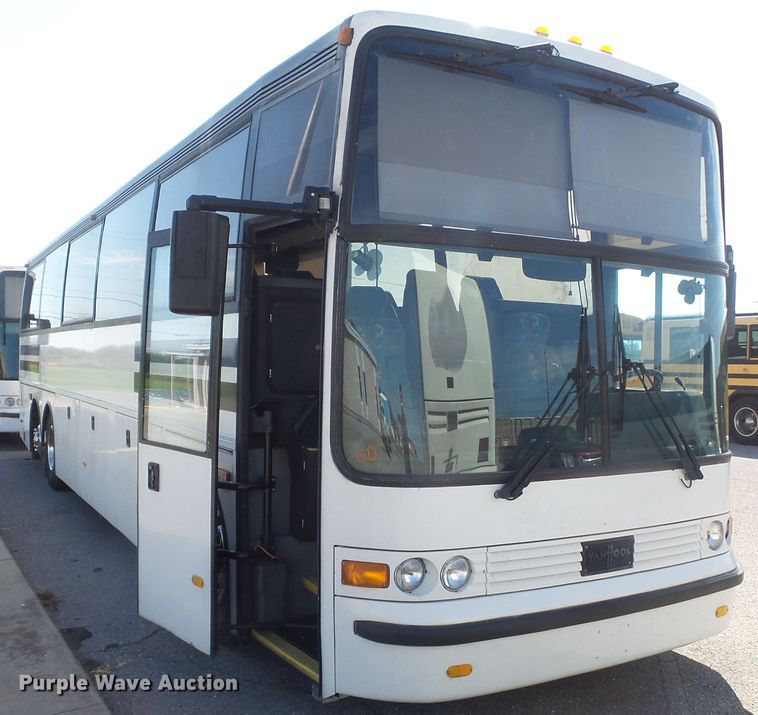 image for item GC9040 1997 Van Hool T940 coach bus
