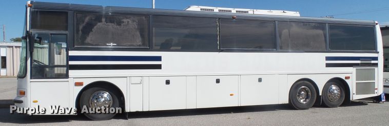 image for item GC9040 1997 Van Hool T940 coach bus