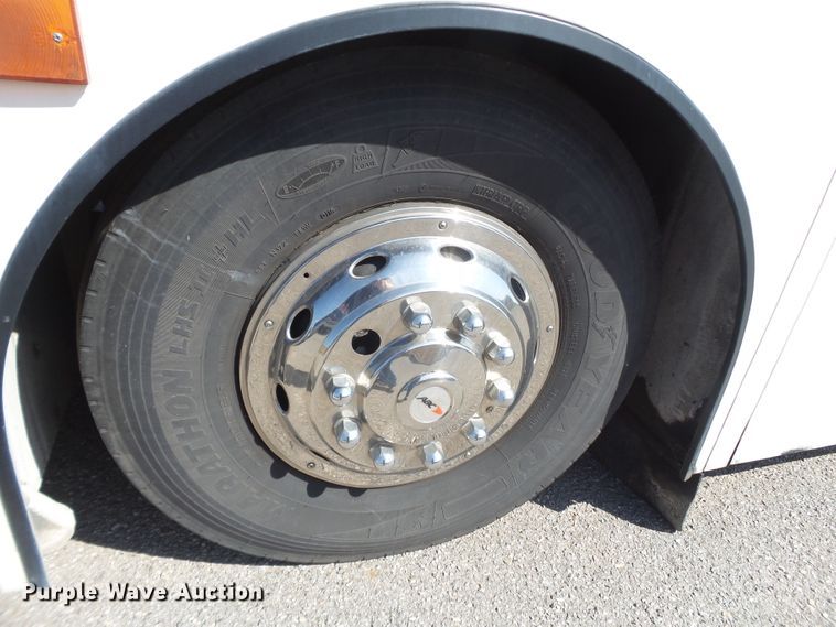 image for item GC9040 1997 Van Hool T940 coach bus