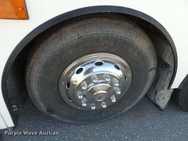 image for item GC9040 1997 Van Hool T940 coach bus