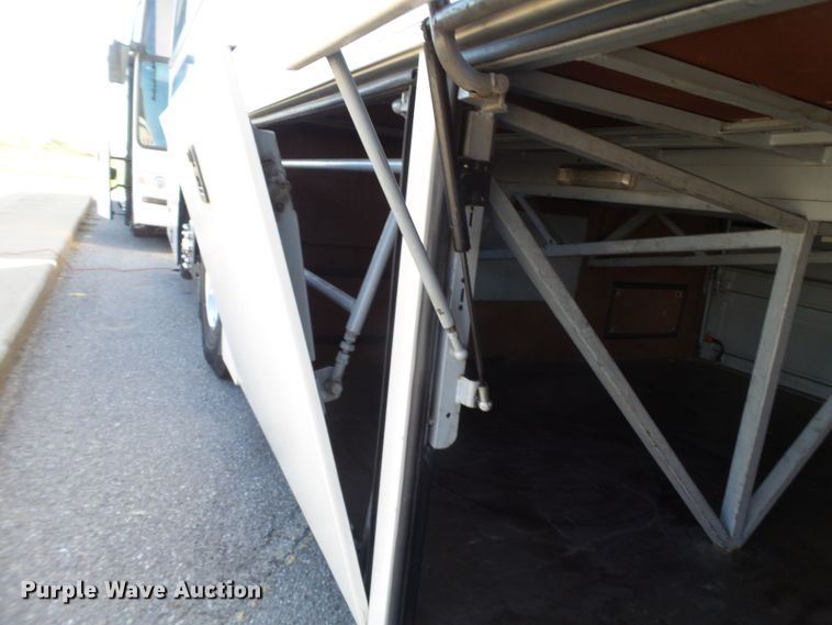 image for item GC9040 1997 Van Hool T940 coach bus