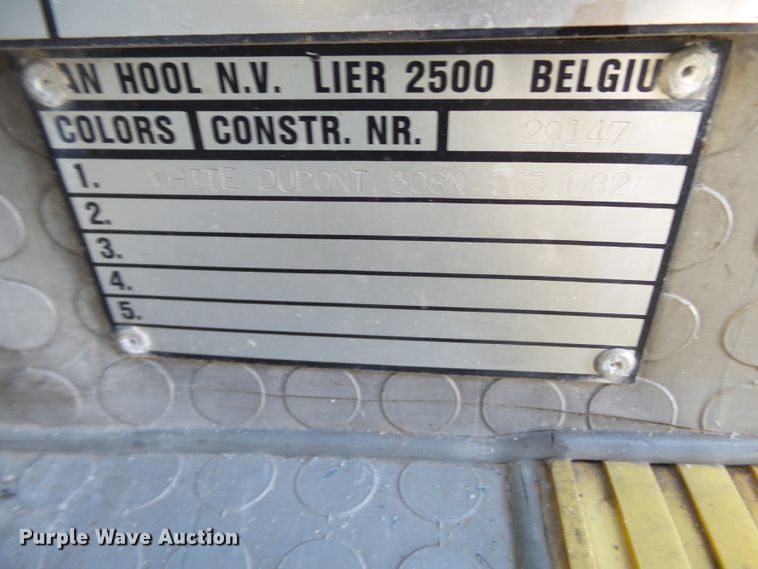 image for item GC9040 1997 Van Hool T940 coach bus