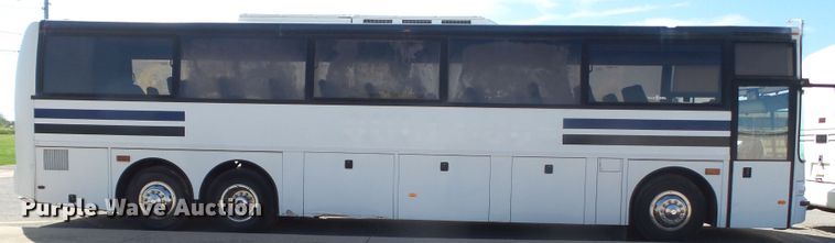 image for item GC9041 1998 Van Hool T940 coach bus