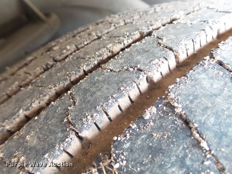 image for item GC9041 1998 Van Hool T940 coach bus