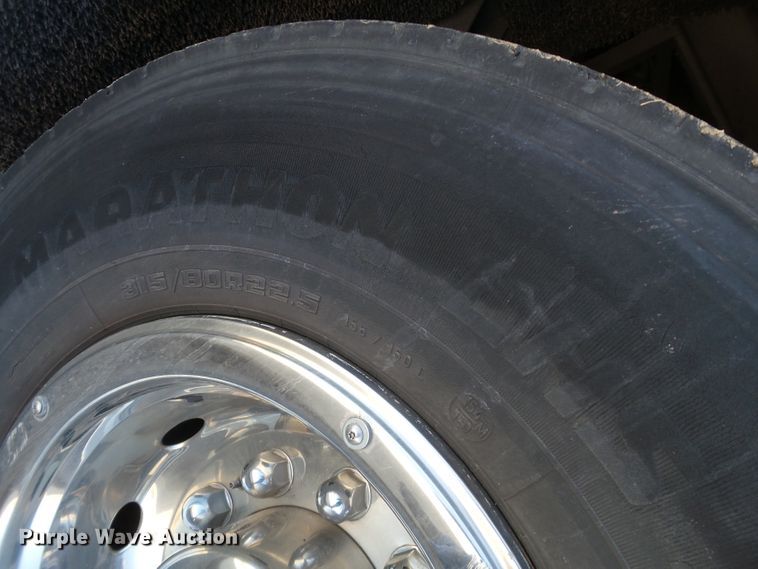 image for item GC9041 1998 Van Hool T940 coach bus