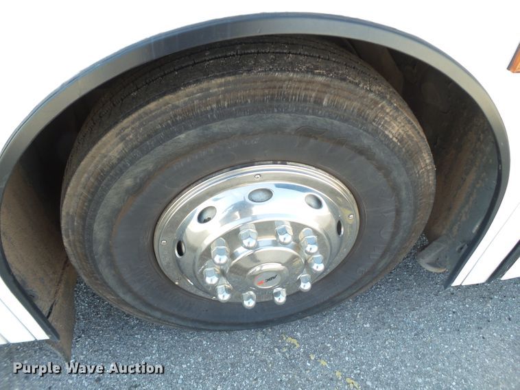 image for item GC9041 1998 Van Hool T940 coach bus