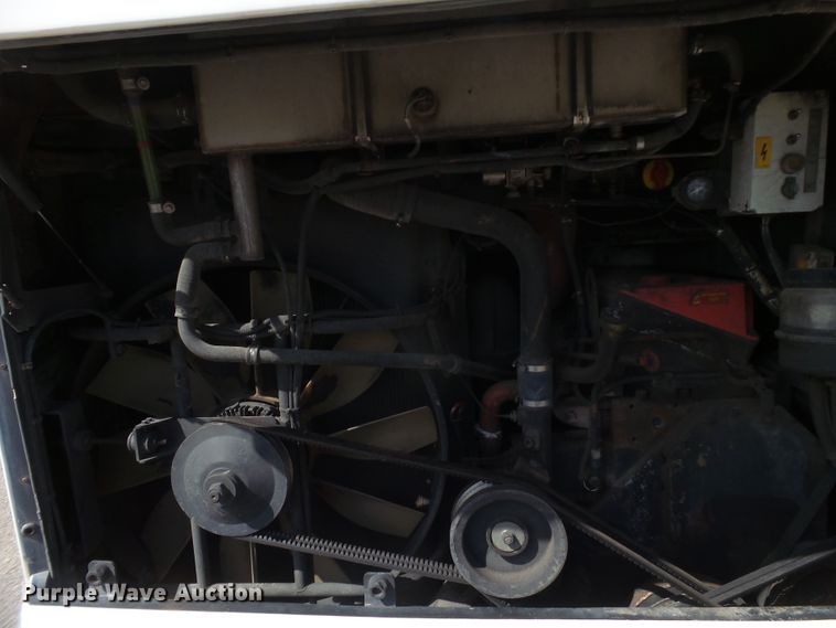 image for item GC9041 1998 Van Hool T940 coach bus
