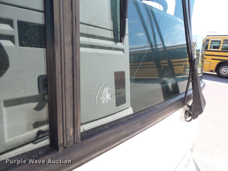 image for item GC9041 1998 Van Hool T940 coach bus