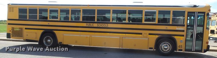 image for item GC9042 2005 Blue Bird All American FE school bus
