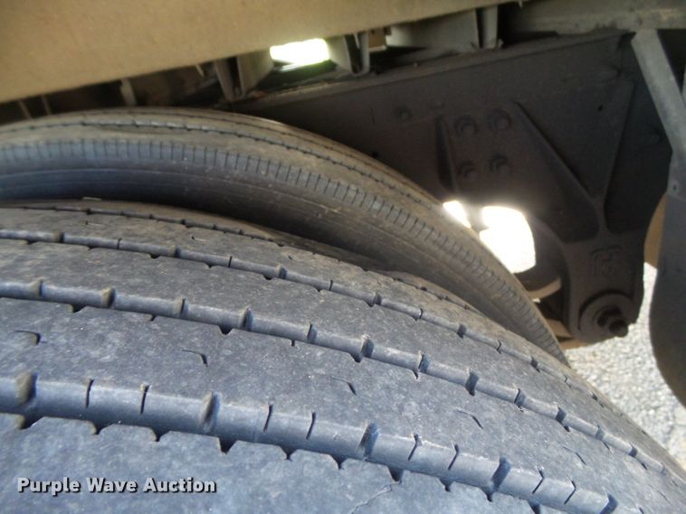 image for item GC9042 2005 Blue Bird All American FE school bus