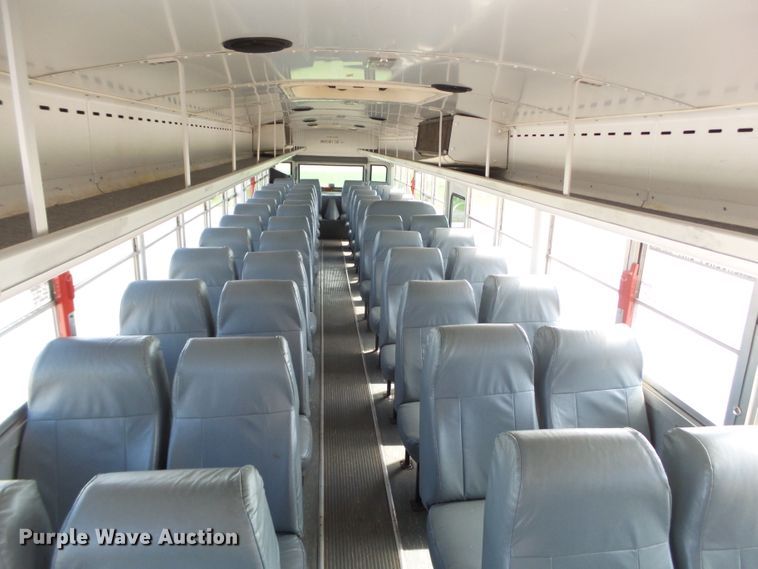 image for item GC9042 2005 Blue Bird All American FE school bus