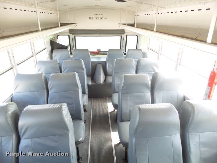 image for item GC9042 2005 Blue Bird All American FE school bus