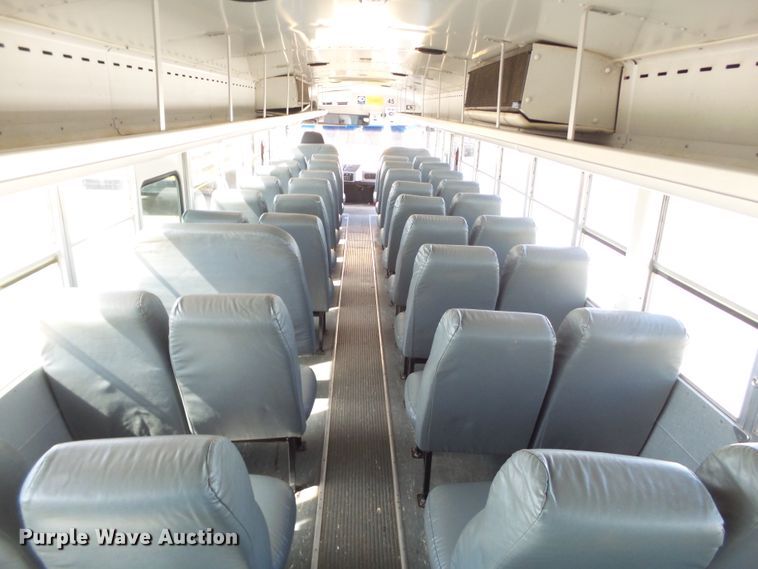 image for item GC9042 2005 Blue Bird All American FE school bus