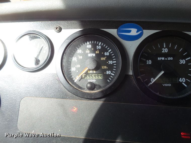 image for item GC9042 2005 Blue Bird All American FE school bus