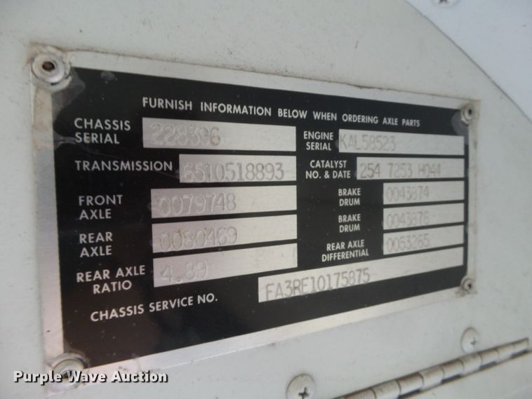 image for item GC9042 2005 Blue Bird All American FE school bus