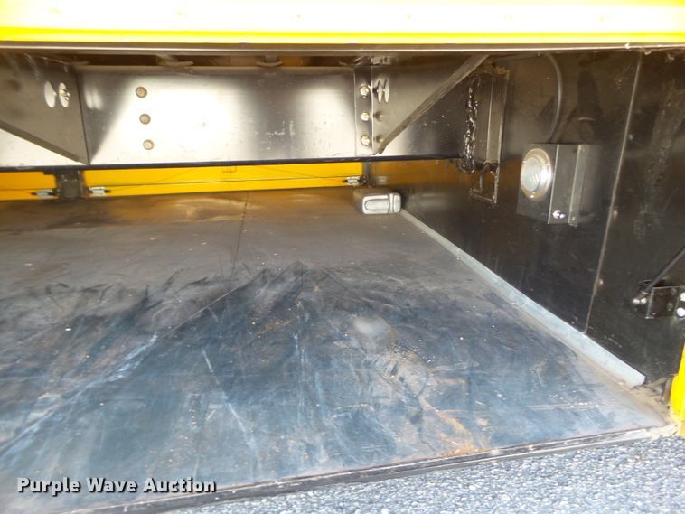 image for item GC9043 2009 Blue Bird All American FE school bus