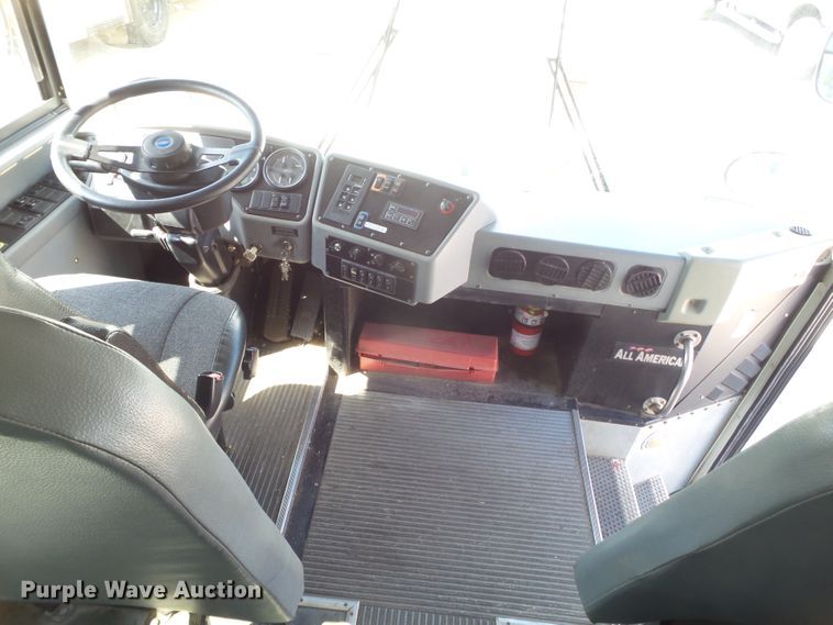 image for item GC9043 2009 Blue Bird All American FE school bus