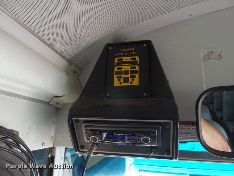 image for item GC9043 2009 Blue Bird All American FE school bus