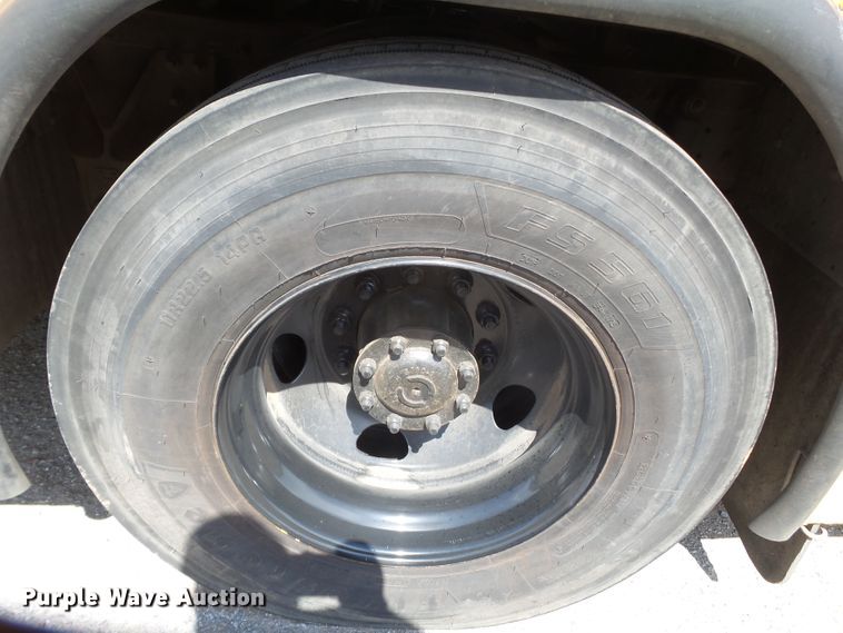 image for item GC9045 2009 Blue Bird All American FE school bus