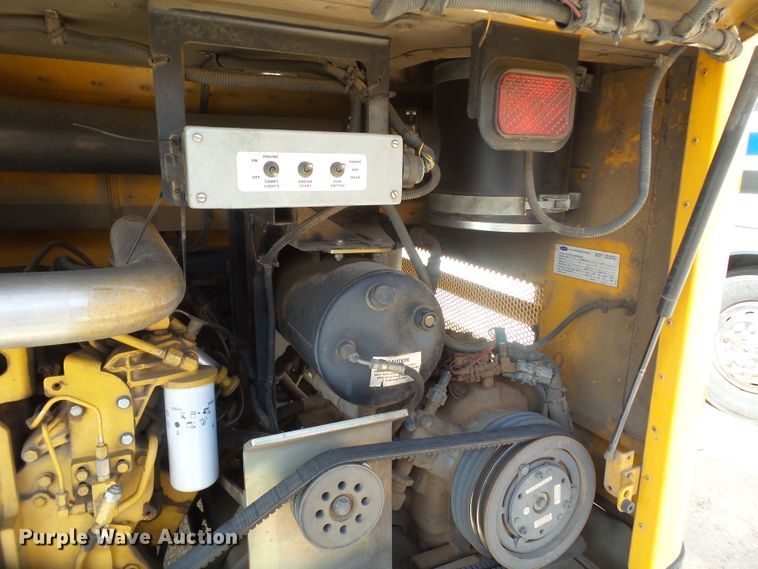 image for item GC9045 2009 Blue Bird All American FE school bus