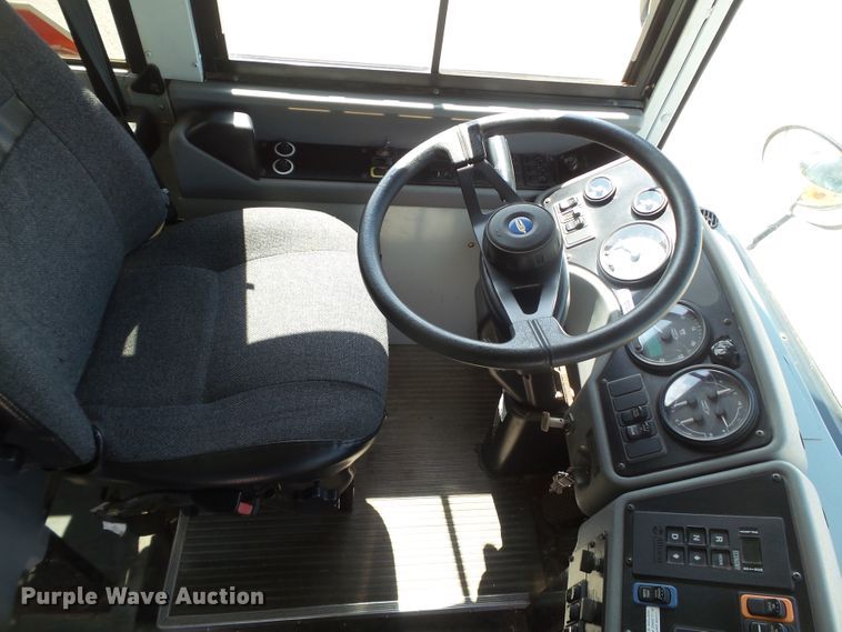 image for item GC9045 2009 Blue Bird All American FE school bus