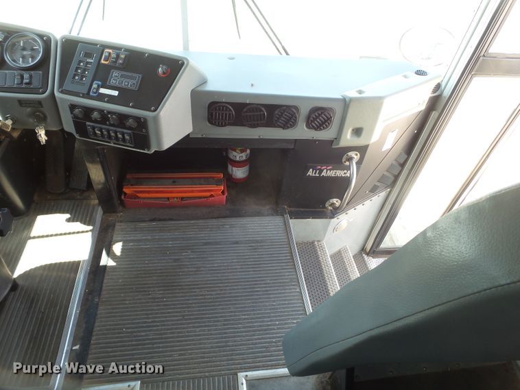 image for item GC9045 2009 Blue Bird All American FE school bus