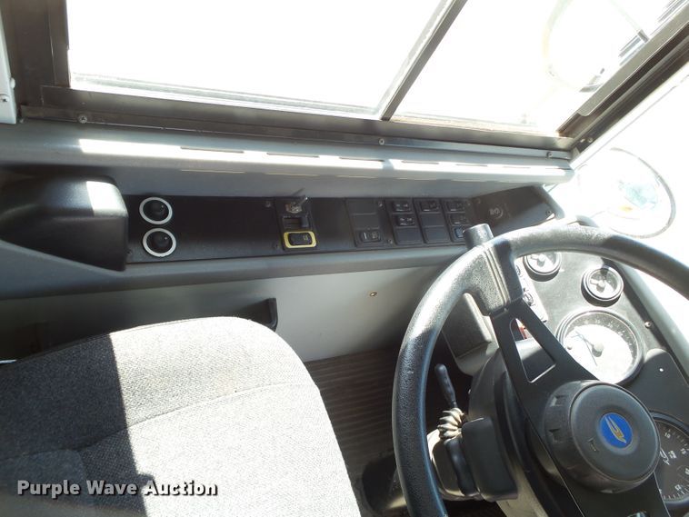 image for item GC9045 2009 Blue Bird All American FE school bus