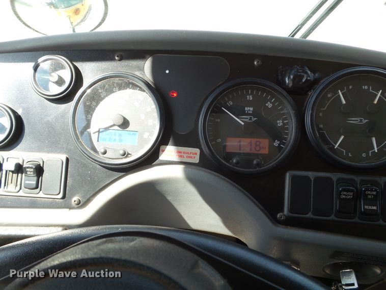 image for item GC9045 2009 Blue Bird All American FE school bus