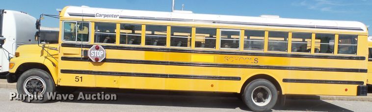 image for item GC9046 1995 Ford B800 school bus