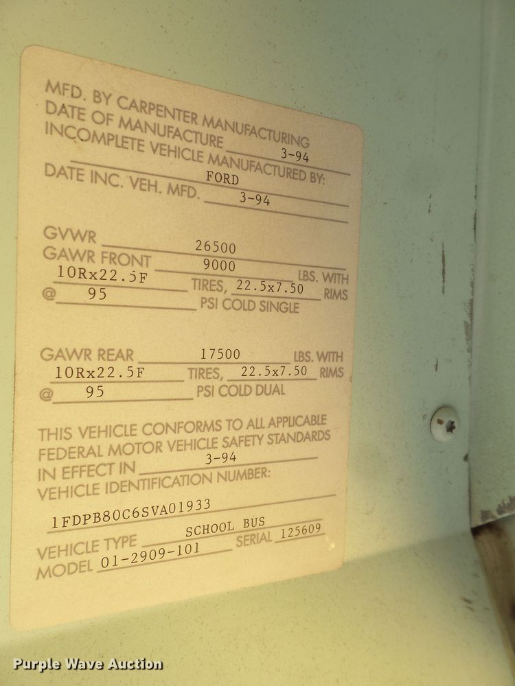 image for item GC9046 1995 Ford B800 school bus