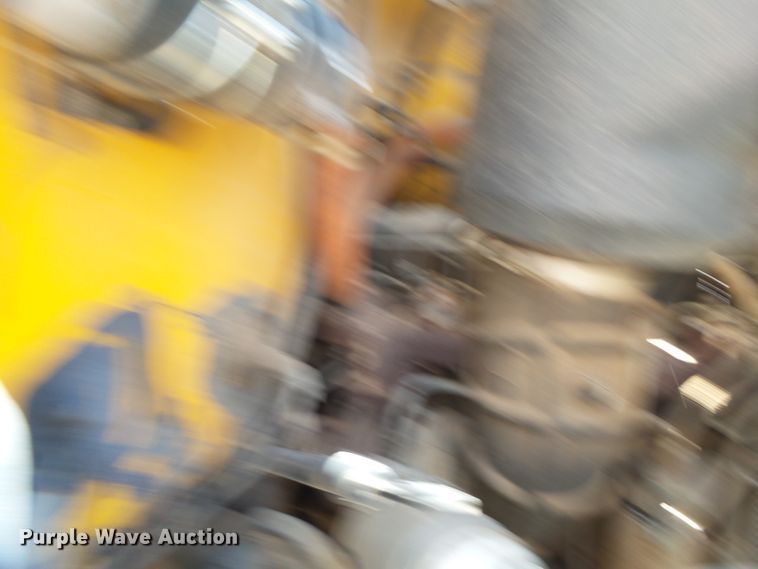 image for item GC9046 1995 Ford B800 school bus