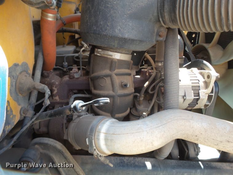 image for item GC9046 1995 Ford B800 school bus