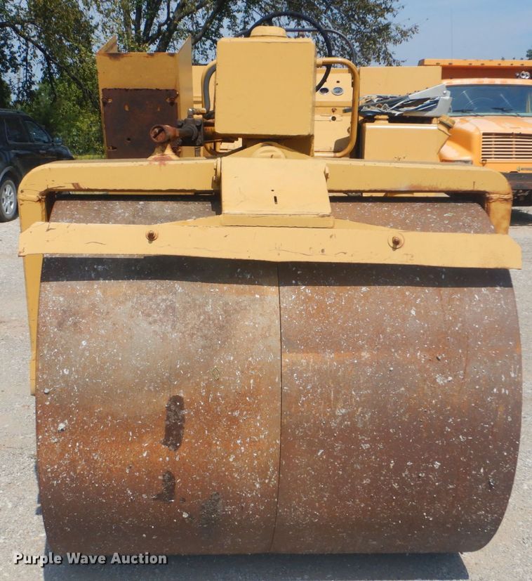 image for item GC9503 1991 Hyster C350B double drum roller